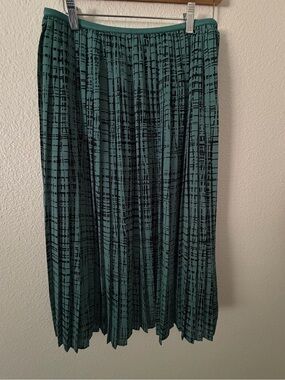 Banana Republic Teal Pleated Skirt with Black Grid